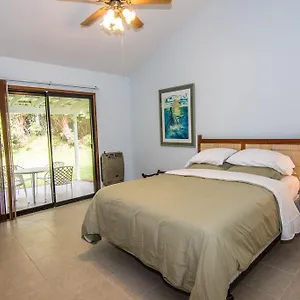 Hale Ohana Holiday home